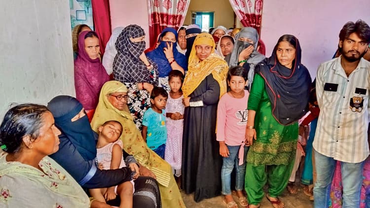 Gopalganj News : बिल्डिंग कंस्ट्रक्शन के ठेकेदार की गोली मारकर हत्या, घर से बुलाकर दिया गया घटना को अंजाम