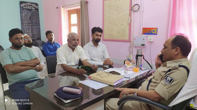 एसडीओ व एसडीपीओ से मिला शिष्टमंडल