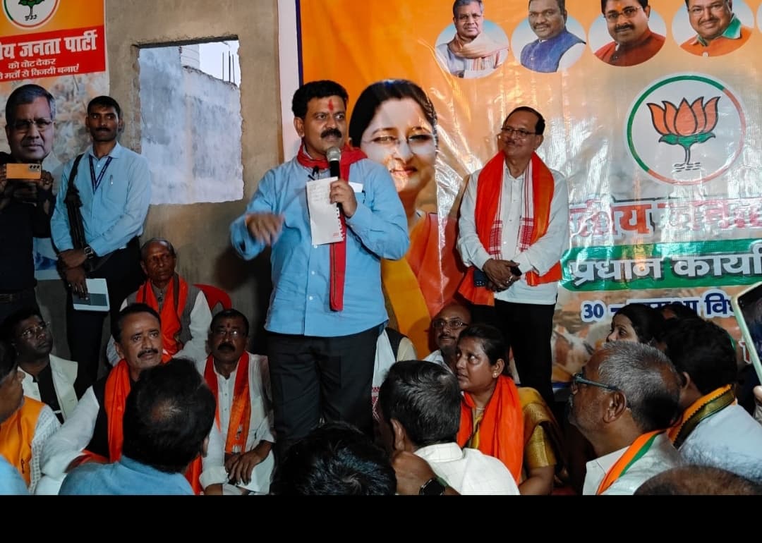 GIRIDIH NEWS : हेमंत सरकार की वादाखिलाफी से जनता क्षुब्ध : विजय शर्मा