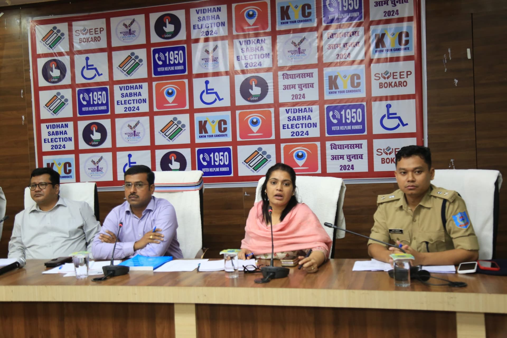 BOKARO NEWS: एनफोर्समेंट एजेंसियां समन्वय के साथ करें काम : व्यय प्रेक्षक