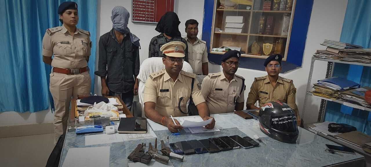 अवैध हथियार के साथ युवक गिरफ्तार