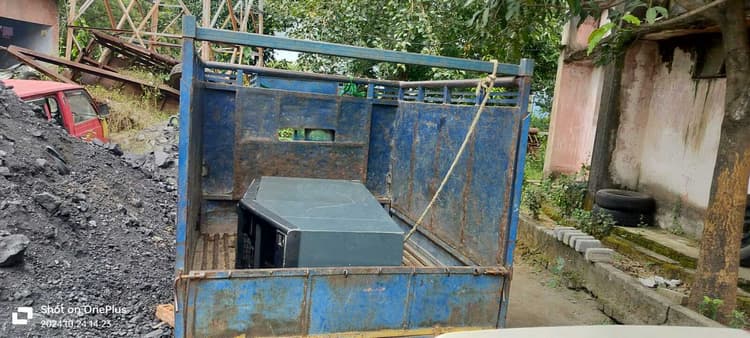 BOKARO NEWS : नावाडीह के सुरही में बीओआइ की एटीएम उखाड़ कर चोरी का प्रयास