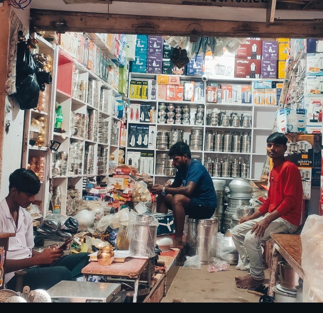 धनतेरस को लेकर बाजार में आयी रौनक