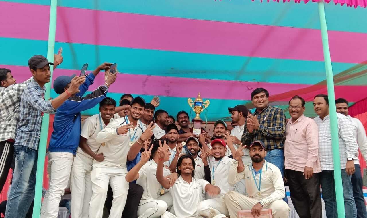 कोशी कॉलेज खगड़िया को हरा केकेएम जमुई बना विजेता