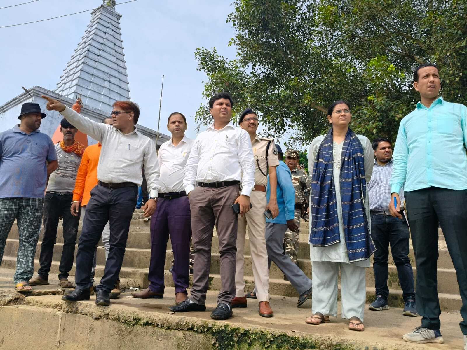 बरमसिया पुल के नीचे करें बैरिकेडिंग- एसडीओ