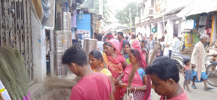 धनतेरस पर पंजवारा बाजार रहा गुलजार