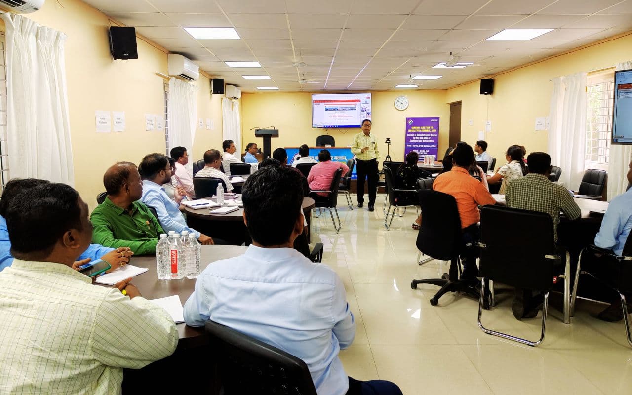 Jharkhand Assembly Election: झारखंड विधानसभा चुनाव के लिए एआरओ रिफ्रेशर ट्रेनिंग शुरू