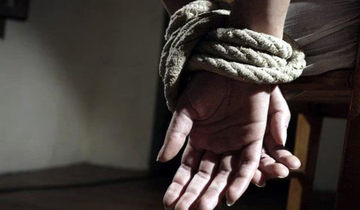 Bihar News: पटना कॉलेज कैंपस से छात्र को किया अगवा, स्टेटस लगाने से नाराज छात्रों ने बुरी तरह पीटा