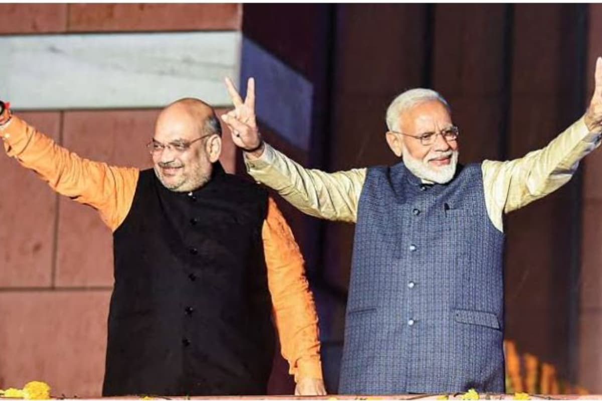 Jharkhand Chunav 2024: पीएम मोदी और गृहमंत्री अमित शाह के हाथों में होगी BJP के प्रचार अभियान की कमान Jharkhand Chunav 2024: पीएम मोदी और गृहमंत्री अमित शाह के हाथों में होगी BJP के प्रचार अभियान की कमान