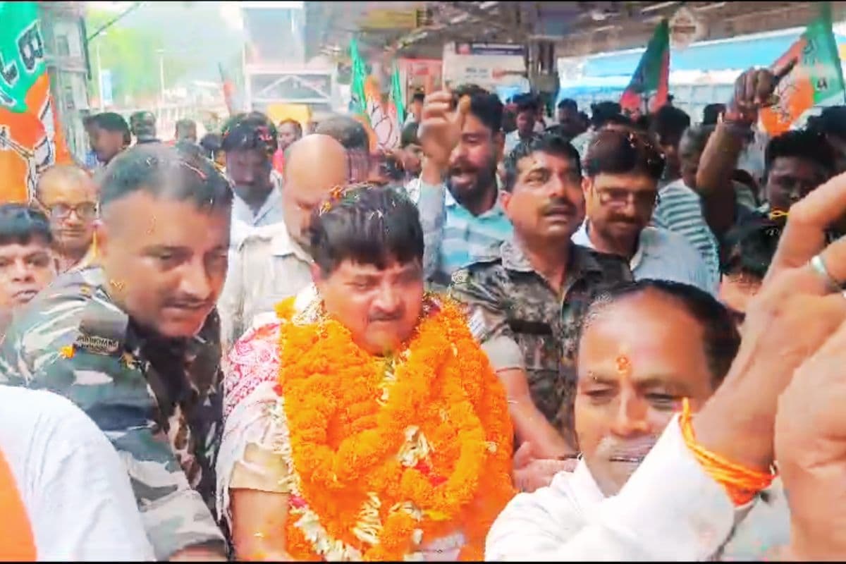 raj sinha at dhanbad railway staion jharkhand elections 2024 raj sinha at dhanbad railway staion jharkhand elections 2024