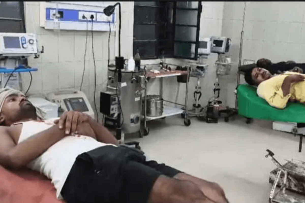 Samastipur News: गिरफ्तारी के लिए पहुंची पुलिस और परिजनों के बीच झड़प, 5 पुलिसकर्मी समेत 10 घायल