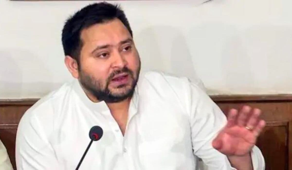 मवालियों की भाषा बोल रही भाजपा, तेजस्वी यादव ने बंटेंगे तो कटेंगे को बताया देश तोड़नेवाली की बात