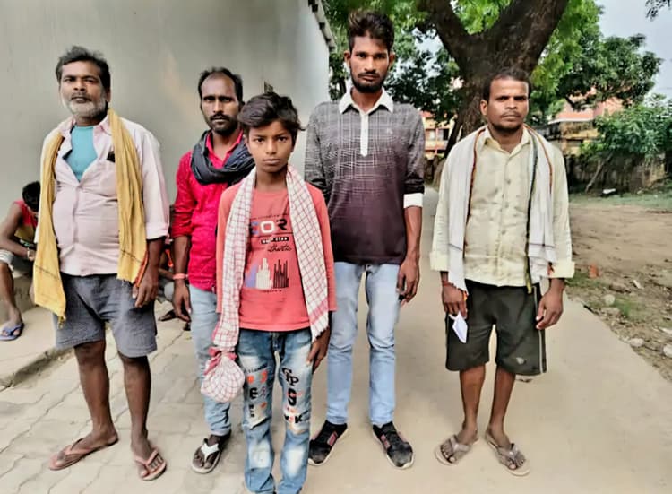 Bihar News: बिहार में ट्रेन से गिरकर वृद्ध की मौत, दवा लेने पटना जा रहा था मजदूर