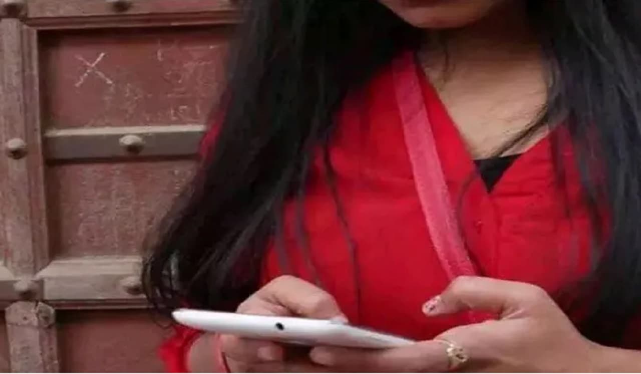 Bihar Police: डिप्टी कलेक्टर को इंस्पेक्टर ने भेजा आपत्तिजनक संदेश, प्राथमिकी दर्ज