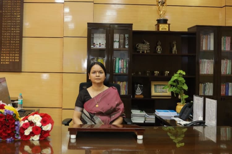 झारखंड की मुख्य सचिव समेत चार अफसरों के खिलाफ नोटिस, निकाय चुनाव को लेकर हाईकोर्ट ने लगायी कड़ी फटकार