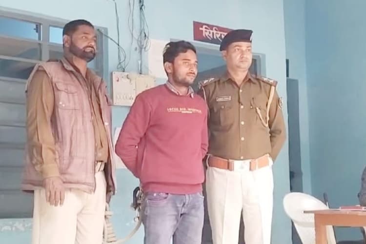 बगहा में कथा-मटकोर के दौरान कट्टा का खेल, ग्रामीणों के सूझबूझ से आरोपी गिरफ्तार