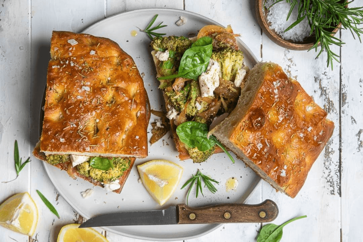 Grilled Cheesy Broccoli Sandwich: बच्चों और बड़ों का मनपसंद स्नैक चीजी ग्रिल्ड ब्रोकली सैंडविच Grilled Cheesy Broccoli Sandwich: बच्चों और बड़ों का मनपसंद स्नैक चीजी ग्रिल्ड ब्रोकली सैंडविच