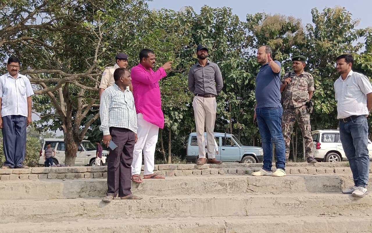 Chhath Puja: बगहा में छठ पूजा के लिए प्रशासन अलर्ट , संवेदनशील घाटों पर SDRF-NDRF की तैनाती