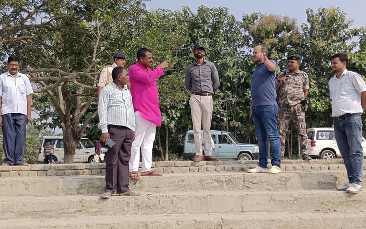 Chhath Puja: बगहा में छठ पूजा के लिए प्रशासन अलर्ट , संवेदनशील घाटों पर SDRF-NDRF की तैनाती