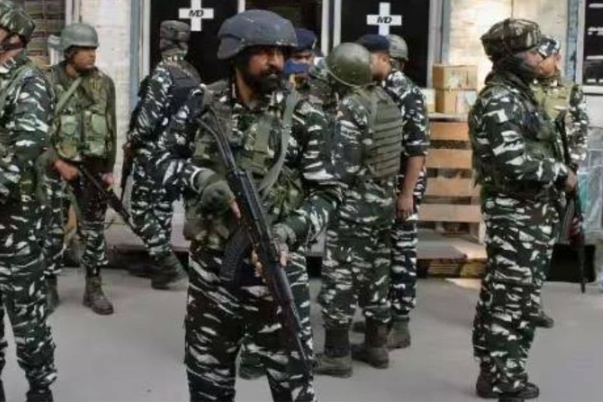 Manipur Encounter: मणिपुर में CRPF ने 11 उग्रवादियों को मार गिराया, एक जवान घायल
