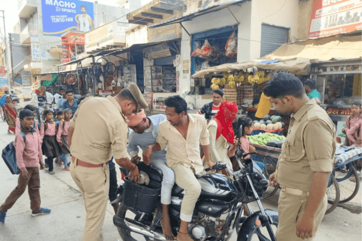 Muzaffarpur News: डीएसपी ने स्टेशन रोड पर चलाया जांच अभियान, ली गई तलाशी