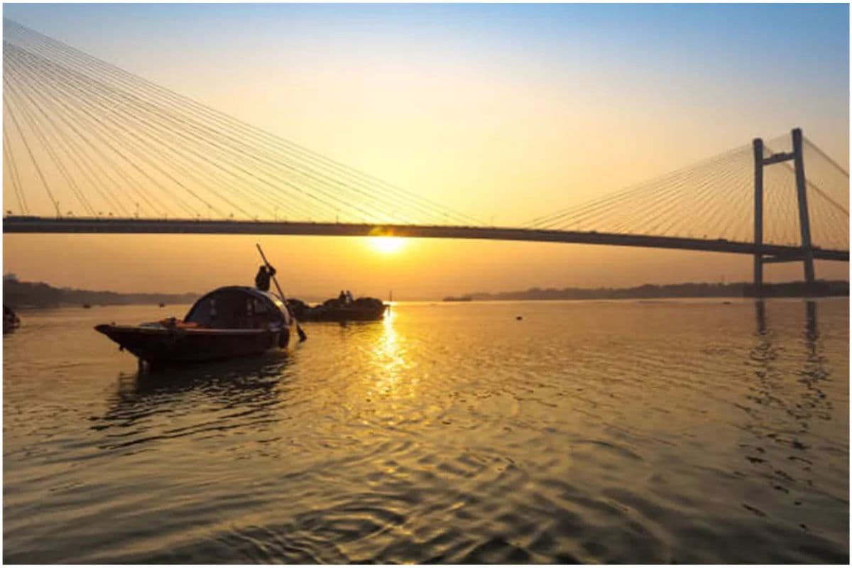 Bengal Weather Update : बंगाल में वीकेंड पर हाड़ कंपा देने वाली सर्दी का होगा एहसास,कुछ जिलों में बारिश की संभावना