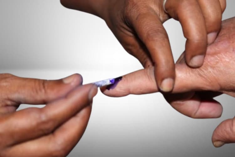 Jharkhand Election 2024: नयी सरकार से इस बार लोगों को क्या है उम्मीद, किन मुद्दों पर डालेंगे वोट