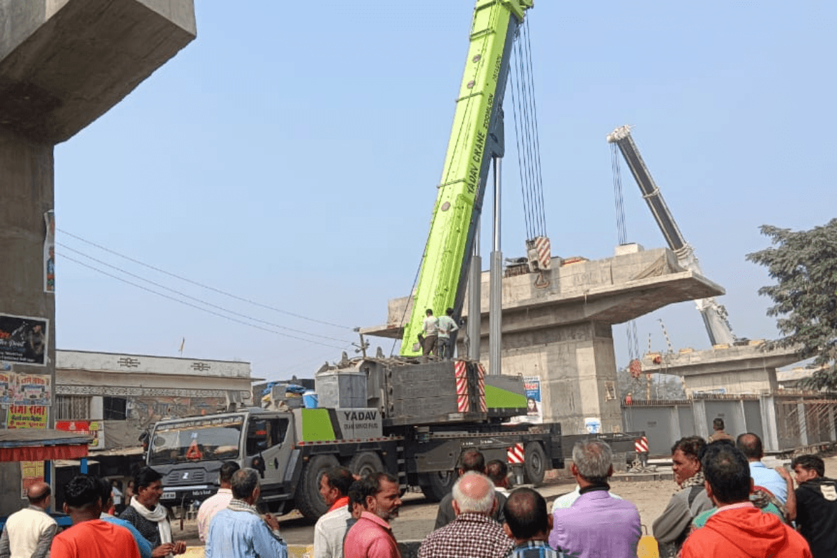 Bagaha News: गार्डन लॉन्चिंग को लेकर एनएच 727 एक सप्ताह के लिए डायवर्ट, यात्रियों की बढ़ी परेशानी