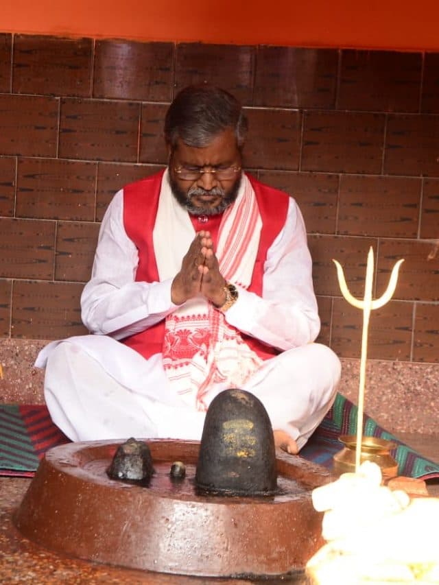 बाबा भोलेनाथ की शरण में बाबूलाल मरांडी