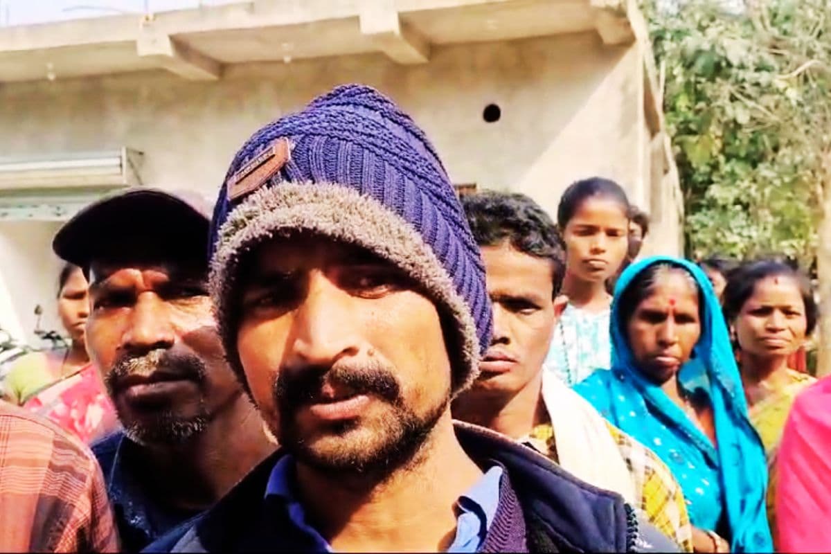 Jharkhand Chunav: 5 टेंपो में बैठकर 5 बूथ घूम चुके 100 मतदाता, नहीं कर पाए वोट