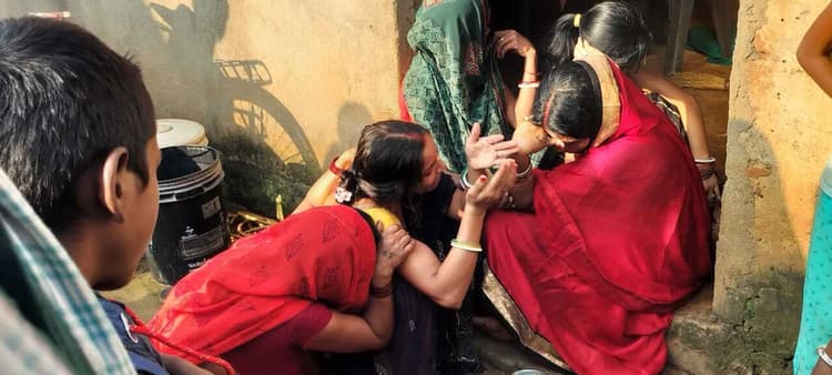 रात में जुआ खेलने के लिए निकला, सुबह रेलवे ट्रैक पर मिला शव
