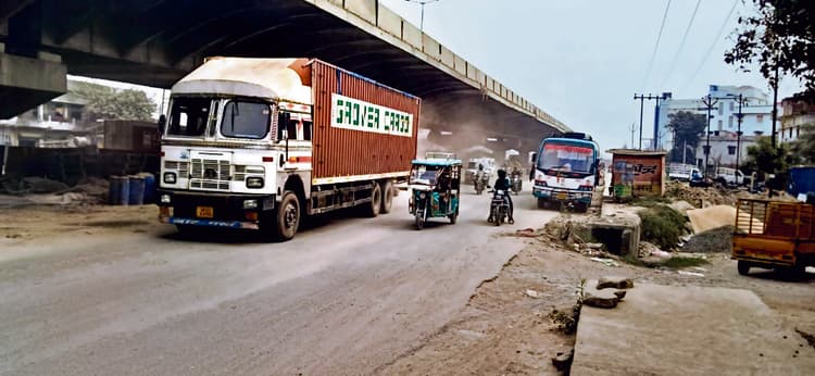 Gopalganj News : शहर में बिना मास्क पहने निकलना खतरनाक, दूसरे दिन भी एक्यूआइ 300 के पार