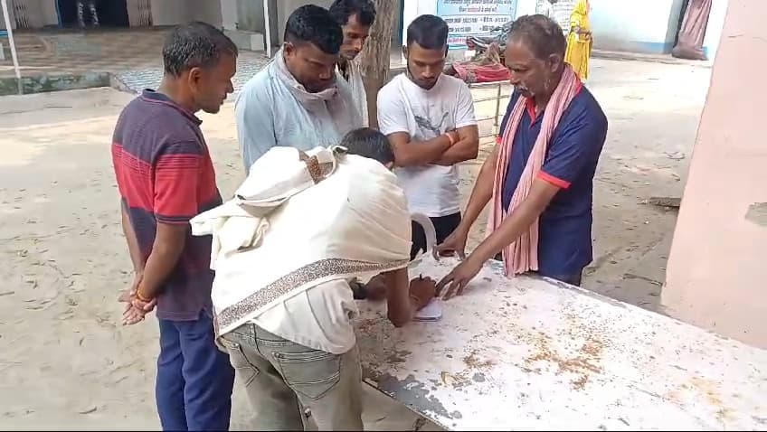 सड़क दुर्घटना में घायल महिला की इलाज के दौरान हुई मौत