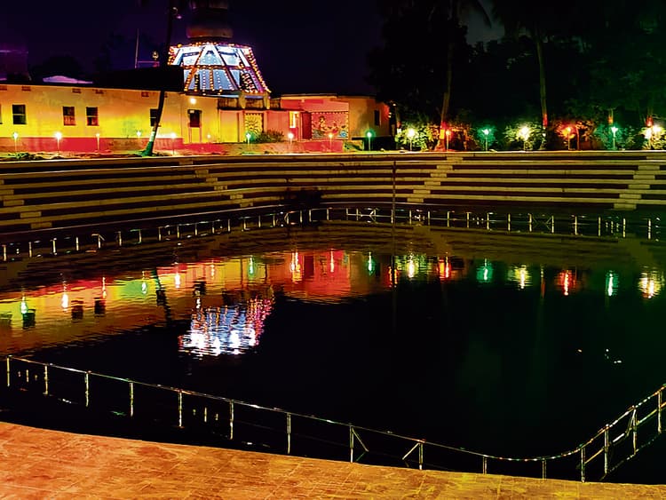 नगर निगम के सभी पोखर हुए चकाचक, सुरक्षा को लेकर बैरिकेडिंग कार्य हुआ पूरा