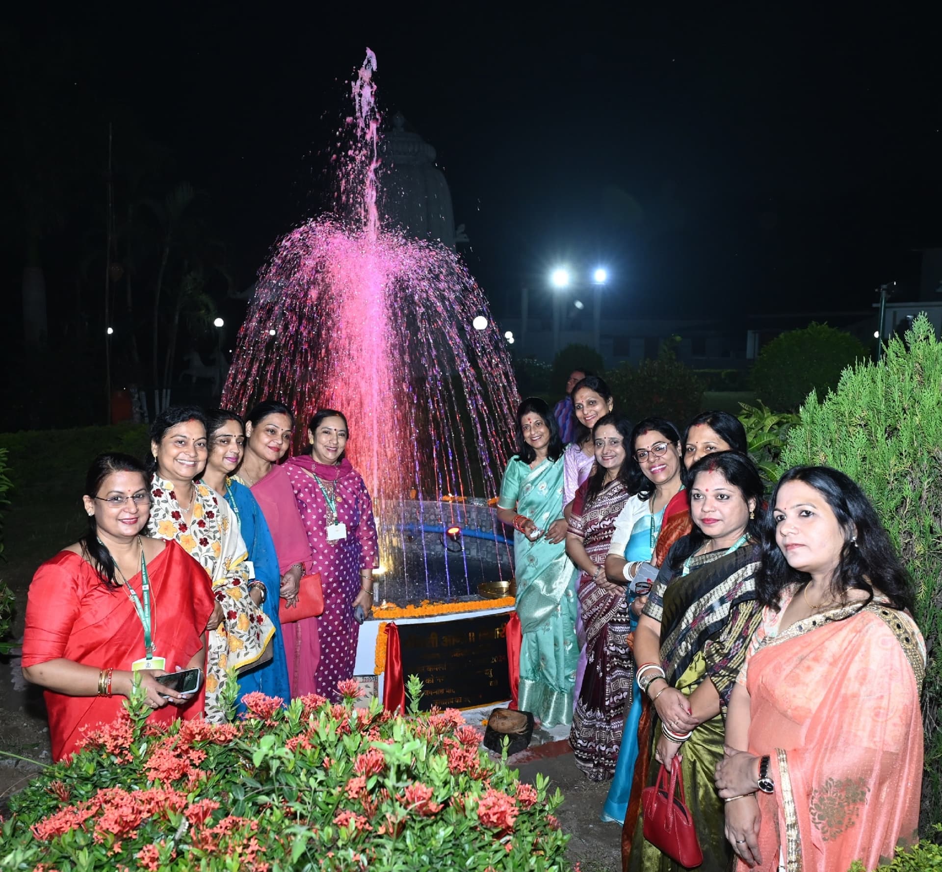 Bokaro News: बोकारोवासियों को आकर्षित कर रहा जगन्नाथ मंदिर परिसर में सजावटी जलाशय