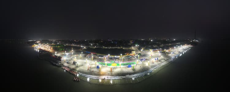 Patna News : छठ के लिए 102 गंगा घाट सज-धज कर तैयार