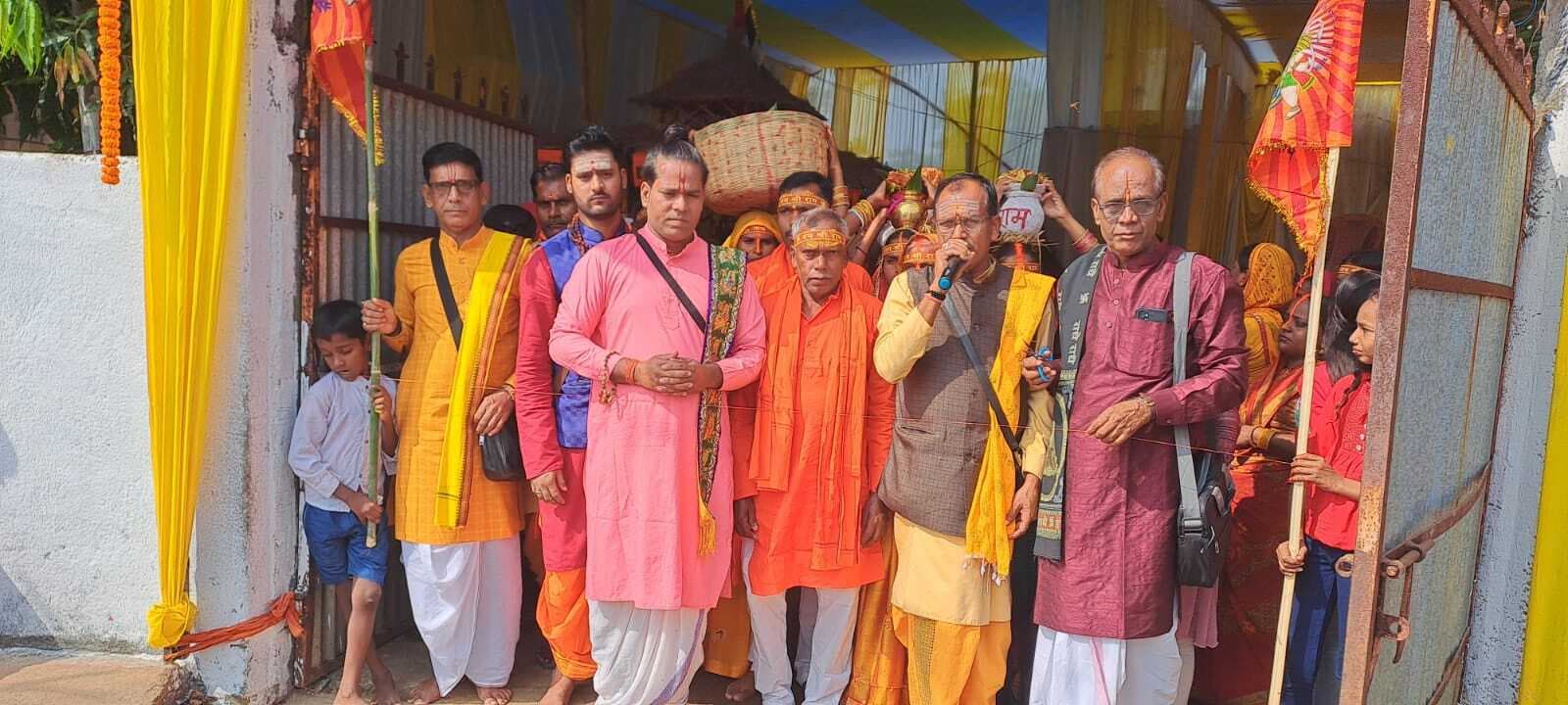 कार्तिक उद्यापन को लेकर निकली कलशयात्रा