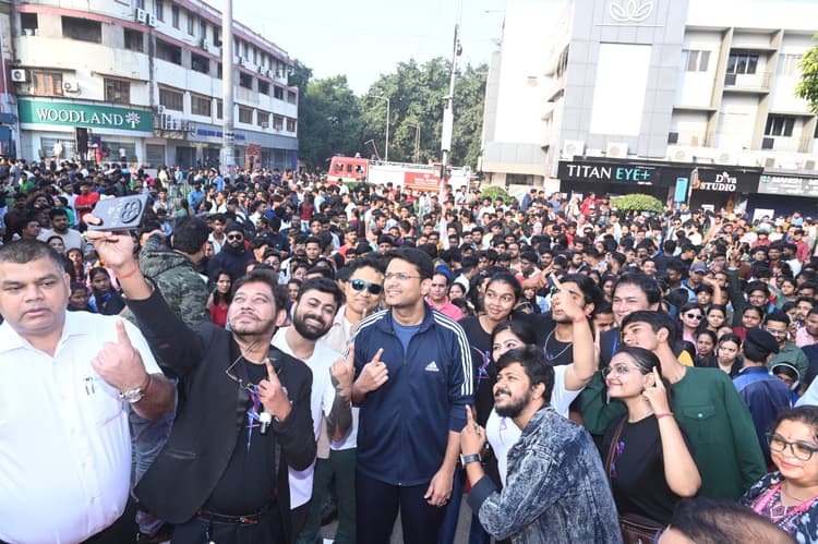 जैम @ स्ट्रीट में शहरवासियों ने वोट करने का लिया संकल्प