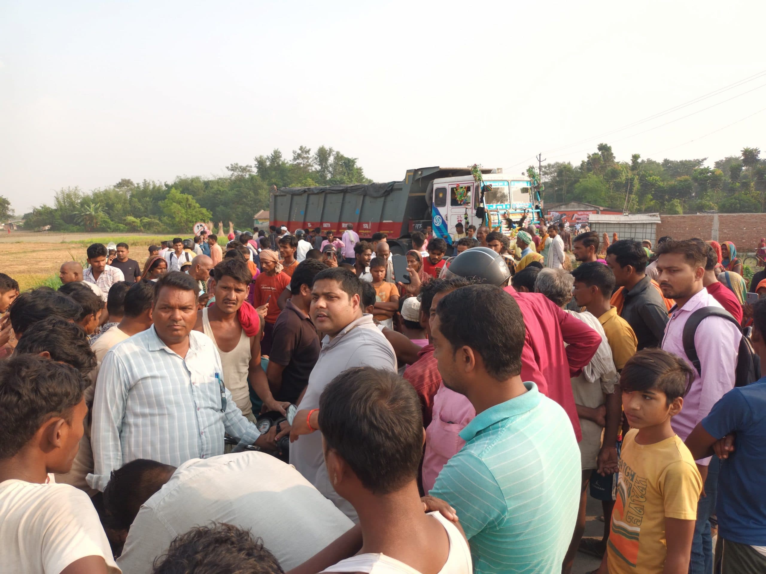 अज्ञात वाहन ने 12 वर्षीया बच्ची को कुचला, मौत