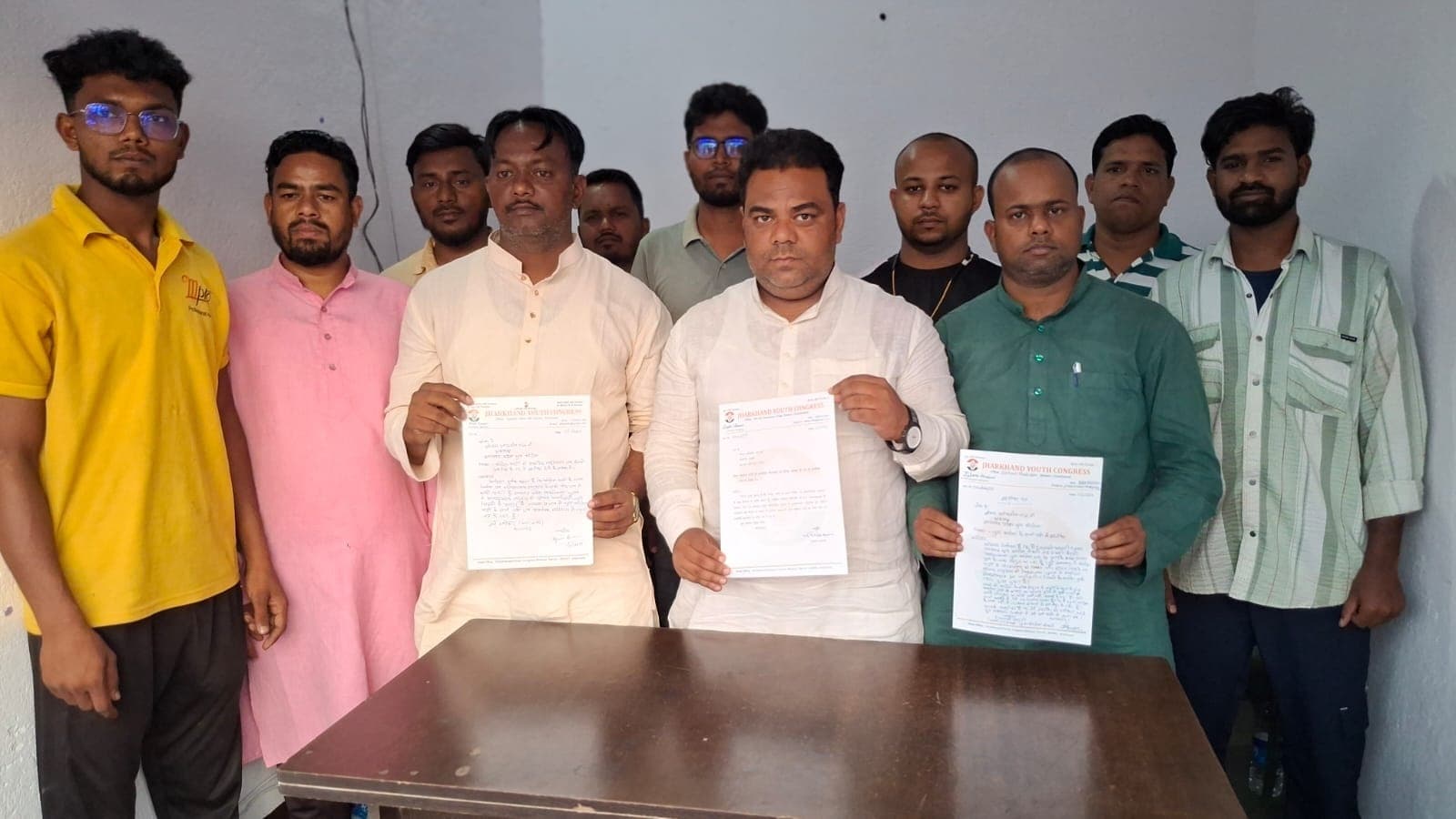 BOKARO NEWS : यूथ कांग्रेस के जिलाध्यक्ष व उपाध्यक्ष का इस्तीफा