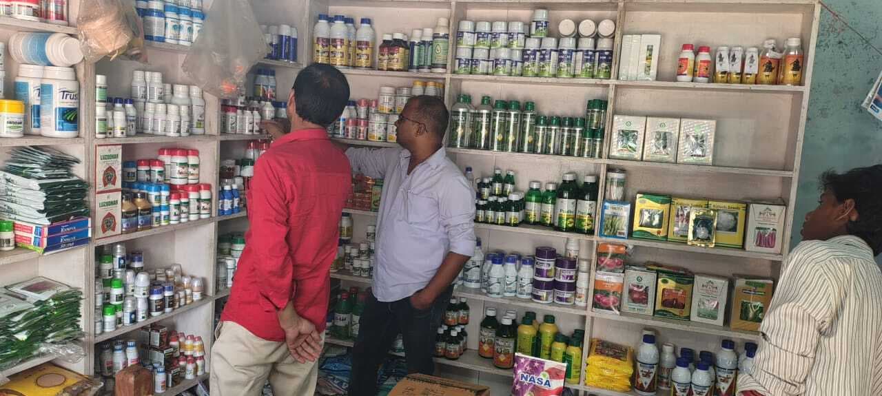 एसएओ ने उर्वरक व बीज दुकानों की जांच, दिये आवश्यक निर्देश