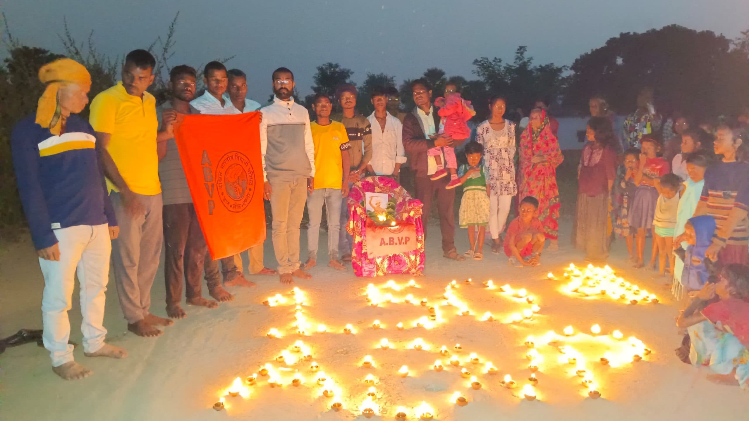 बिरसा मुंडा की 150वीं जयंती की पूर्व संध्या पर दीपोत्सव