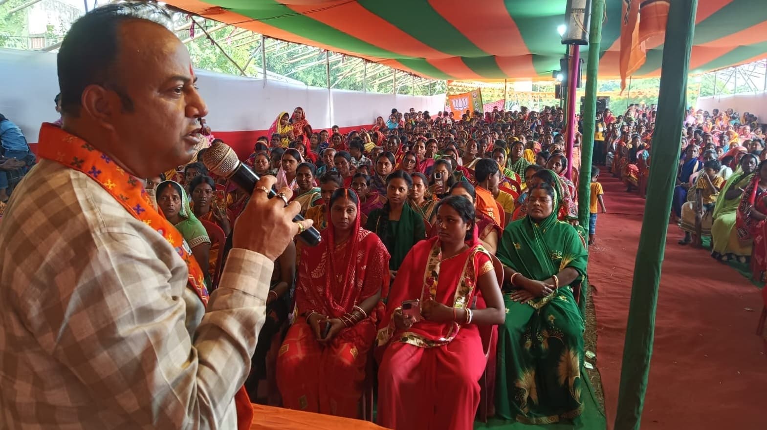 Bokaro News : हेमंत सरकार में महिलाओं पर अत्याचार बढ़ा : नवीन जायसवाल