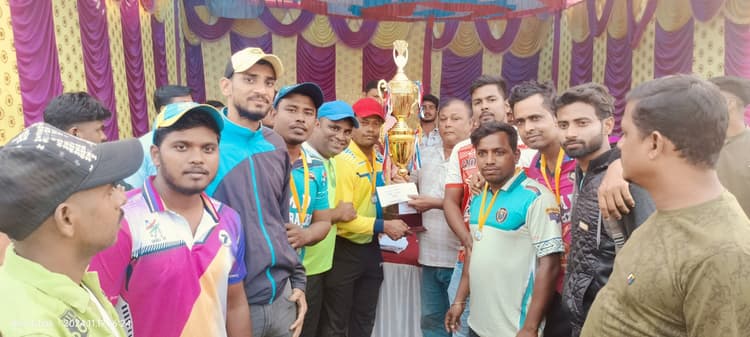 यंगेस्ट इलेवन को पराजित कर बरमसिया बना चैंपियन