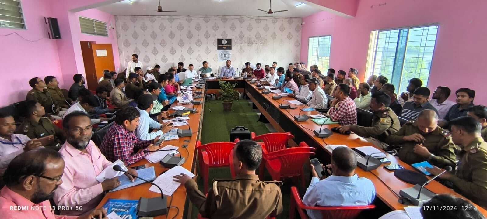 आचार संहिता का पालन करें सुनिश्चित : पर्यवेक्षक