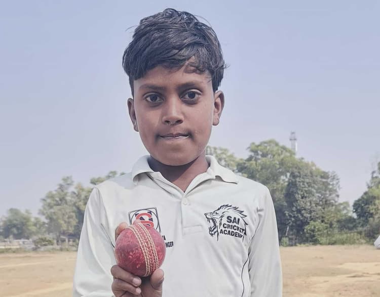 Cricket: कुशमाही रेड, हेहल किड्स और बीएयू ब्लास्टर जीते