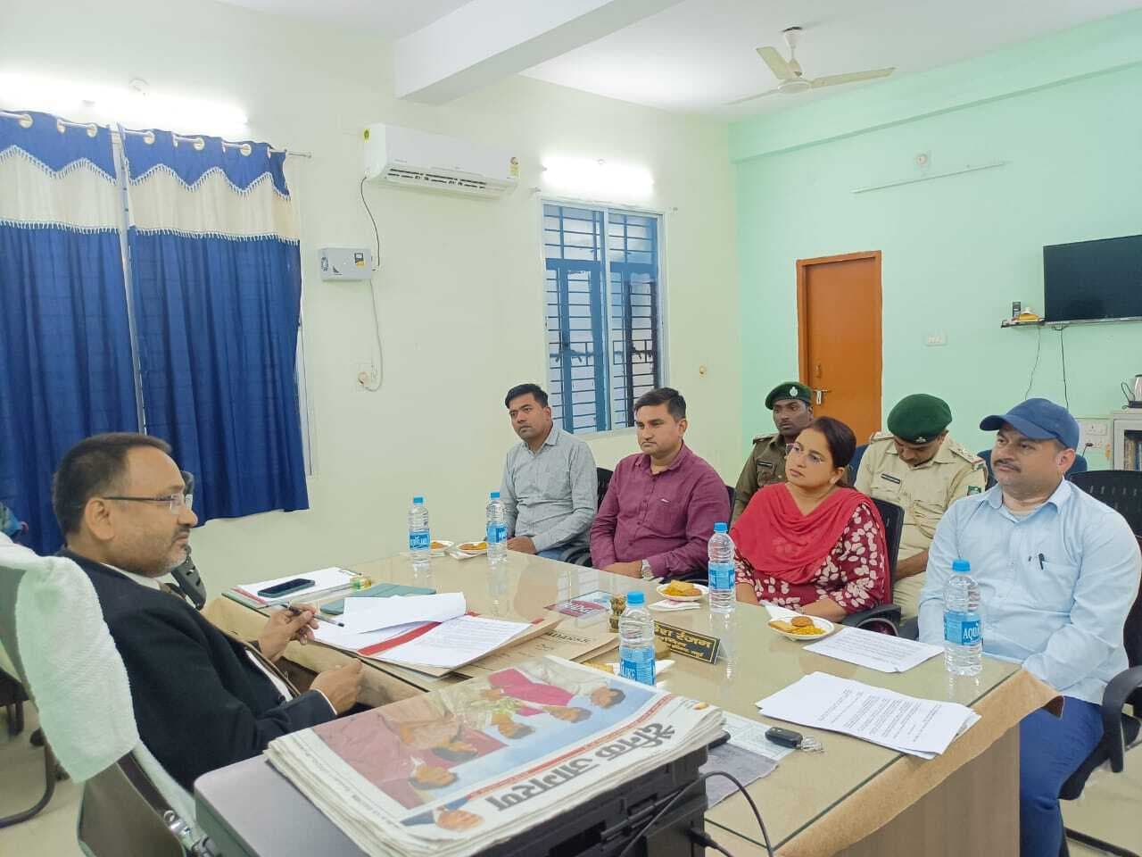 राष्ट्रीय लोक अदालत को लेकर डालसा ने की बैठक