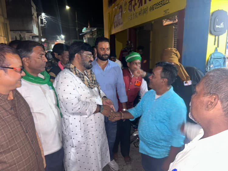 झामुमो प्रत्याशी ने चलाया जनसंपर्क अभियान