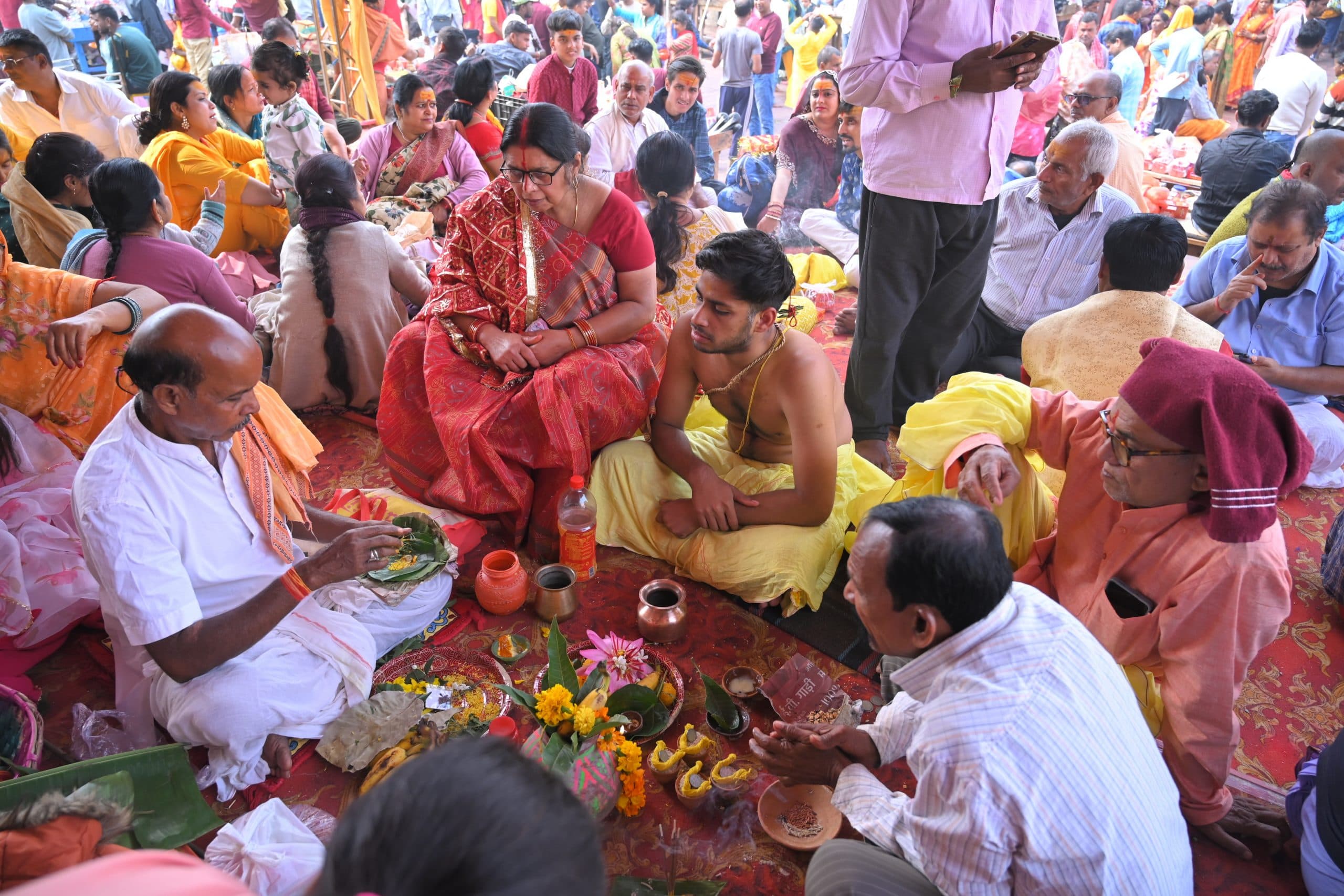 बाबा मंदिर में 60 हजार से अधिक भक्तों ने चढ़ाया जल, जमकर हुए अनुष्ठान