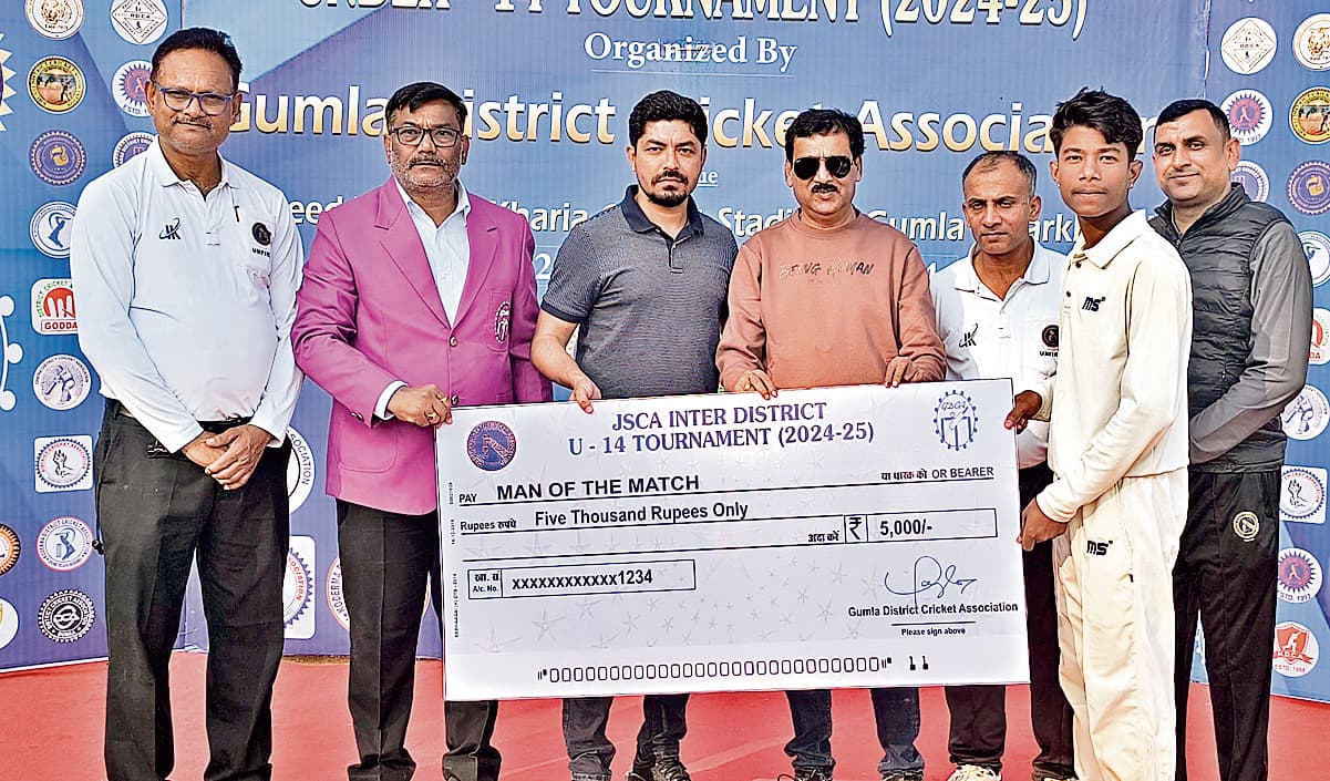 Cricket : अकेले सूरज के प्रदर्शन से कोडरमा से हारा पाकुड़